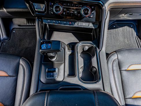 Used 2023 GMC Sierra 1500 AT4 w/ AT4 Premium Package image 28