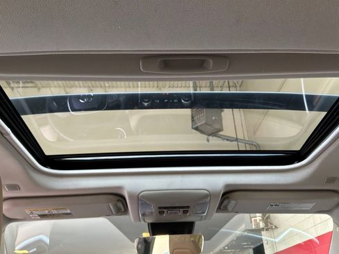 Used 2024 Toyota RAV4 XLE Premium FWD image 19