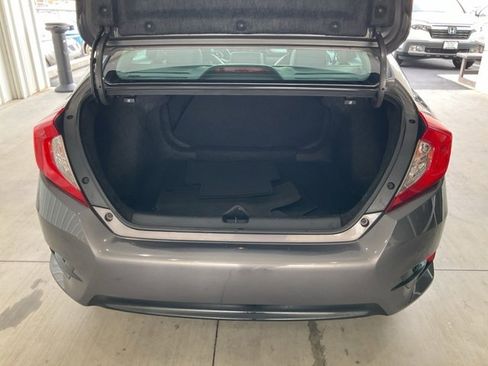 Used 2016 Honda Civic Touring image 21