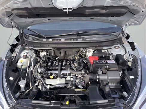 Used 2023 Nissan Kicks SV image 10