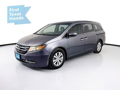 Used 2016 Honda Odyssey SE image 3