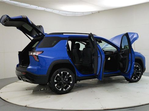 New 2026 Chevrolet Equinox RS image 12