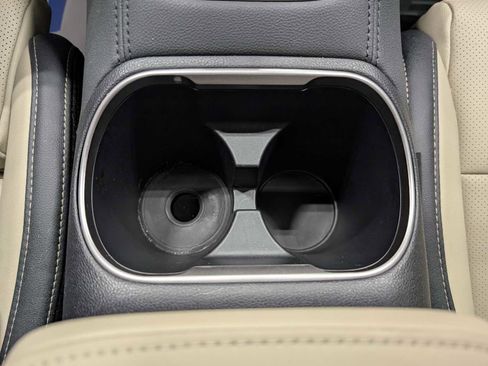 Used 2025 Subaru Outback Limited XT image 27