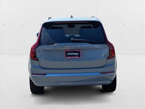 New 2026 Volvo XC90 T8 Plus w/ Protection Package AWD/4WD image 8