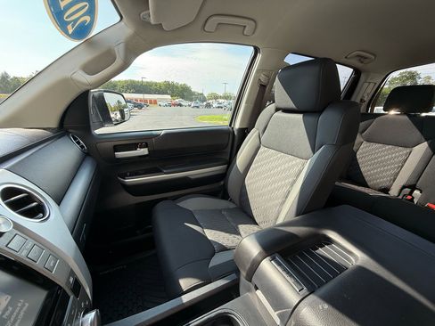 Used 2019 Toyota Tundra SR5 image 21