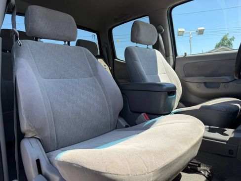 Used 2003 Toyota Tacoma PreRunner RWD image 16