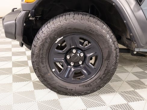 Used 2024 Jeep Wrangler Sport image 16