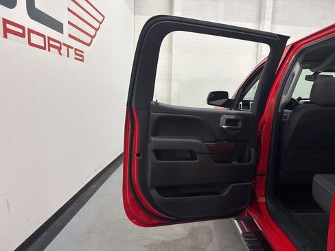 Used 2017 GMC Sierra 1500 SLE w/ SLE Value Package image 53