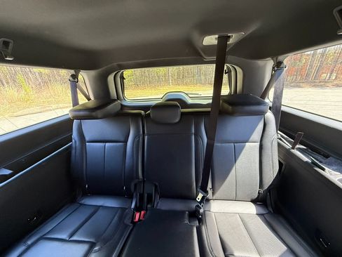 Used 2020 Ford Expedition Max XLT w/ Equipment Group 202A RWD image 19