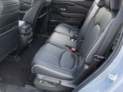 Used 2024 Honda Pilot Elite image 32