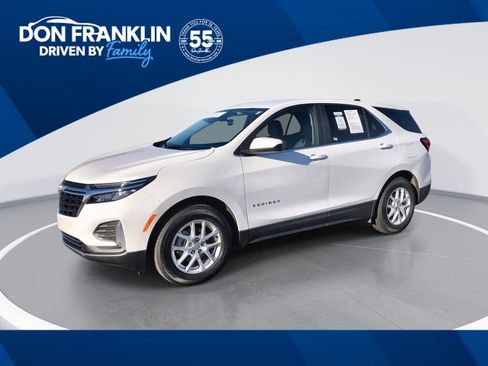 Used 2024 Chevrolet Equinox LT w/ LPO, Floor Liner Package image 1