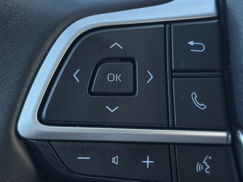 Used 2025 Toyota Highlander XSE AWD/4WD image 18