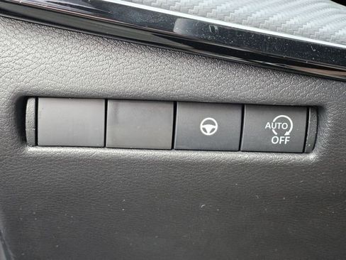 New 2026 Nissan Kicks SR w/ Cold Weather Package FWD image 20