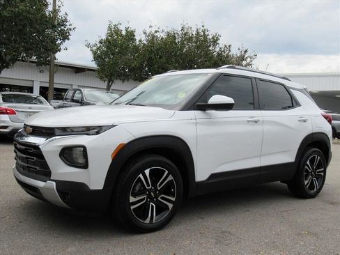 Used 2023 Chevrolet TrailBlazer LT image 3