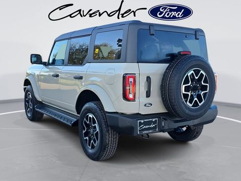 New 2026 Ford Bronco Outer Banks image 14