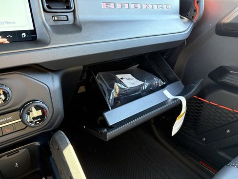 New 2025 Ford Bronco Raptor w/ Interior Carbon Fiber Pack image 47