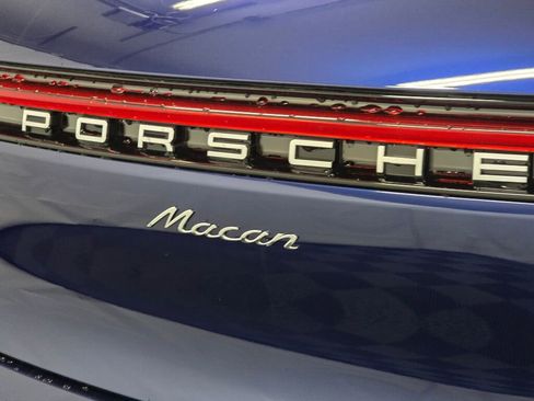 New 2026 Porsche Macan AWD/4WD image 34