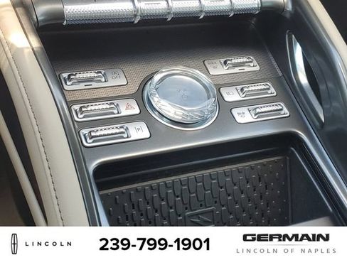 Certified 2025 Lincoln Nautilus Premier AWD/4WD image 33
