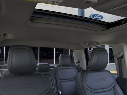 New 2026 Ford Maverick Lobo image 14