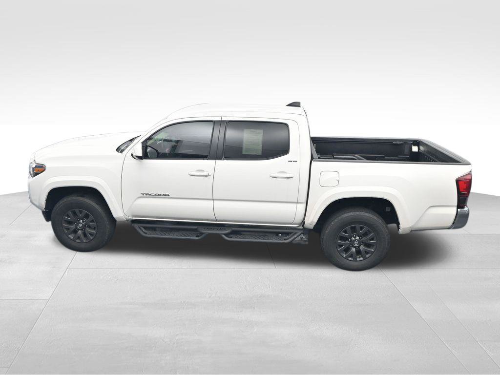Used 2023 Toyota Tacoma SR5 RWD image 28