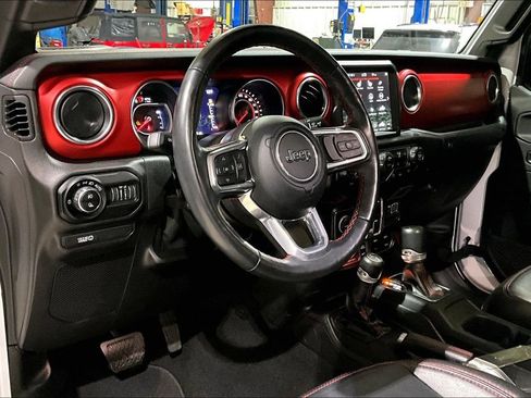 Used 2021 Jeep Gladiator Rubicon image 10