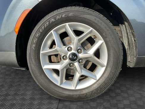 Used 2020 Kia Soul S FWD image 10