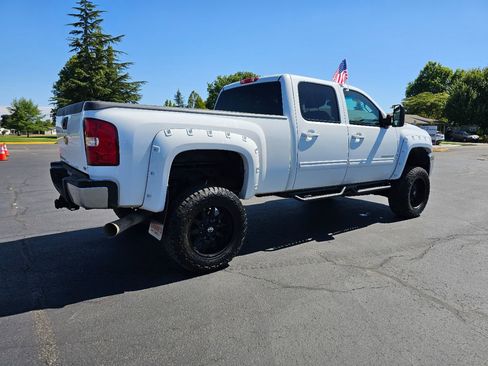 Used 2014 Chevrolet Silverado 2500 LTZ image 15