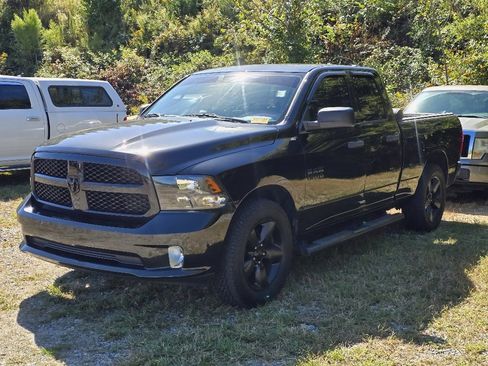Used 2017 RAM 1500 Express w/ Express Value Package image 2