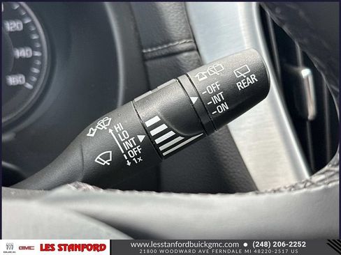 Used 2023 GMC Terrain SLT AWD/4WD image 25