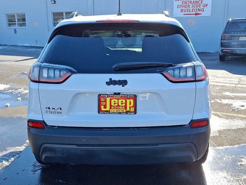 Used 2019 Jeep Cherokee Latitude Plus image 5