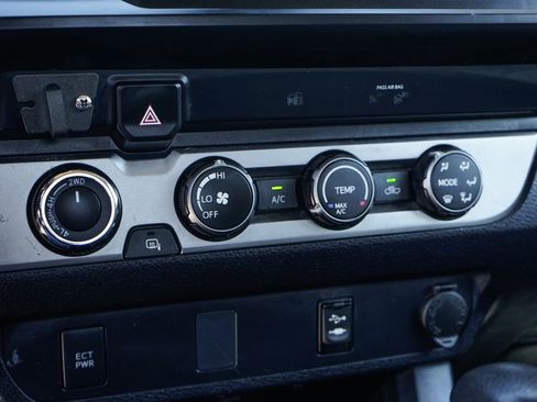 Used 2019 Toyota Tacoma SR w/ SR Convenience Package AWD/4WD image 27