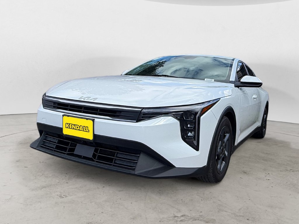 Used 2025 Kia K4 FWD image 1