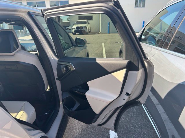 Used 2026 BMW X3 xDrive30i w/ Convenience Package AWD/4WD image 18