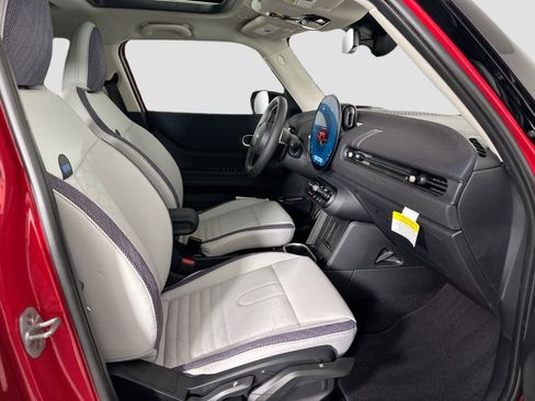 Certified 2025 MINI Cooper S FWD image 24