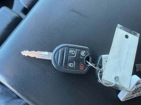 Used 2012 Ford F350 Lariat w/ Chrome Pkg image 23