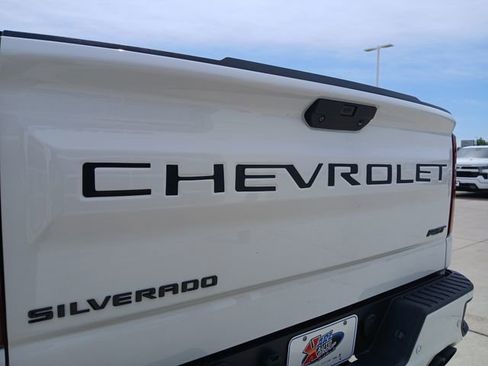 Used 2021 Chevrolet Silverado 1500 RST w/ All Star Edition Plus AWD/4WD image 13
