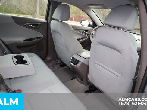 Used 2024 Chevrolet Malibu LT image 21