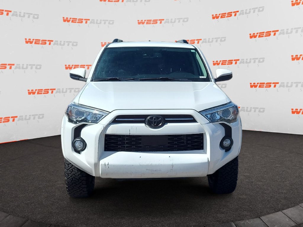 Used 2020 Toyota 4Runner SR5 AWD/4WD image 8