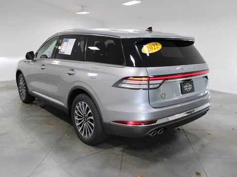 Used 2022 Lincoln Aviator Reserve w/ Equipment Group 201A image 7