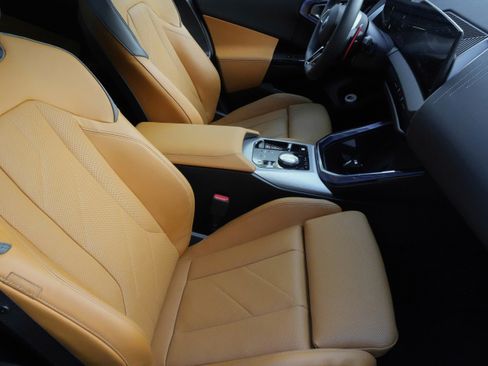 Certified 2026 BMW X3 M50 w/ Premium Package image 12