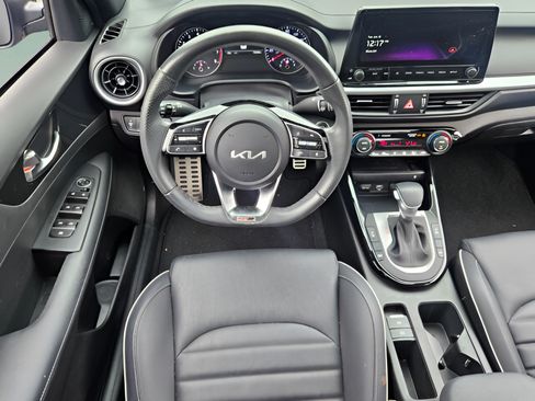 Used 2023 Kia Forte GT-Line w/ GT-Line Premium Package FWD image 27