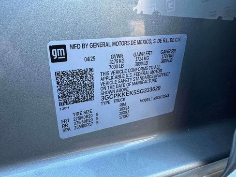 Used 2025 Chevrolet Silverado 1500 LT AWD/4WD image 10