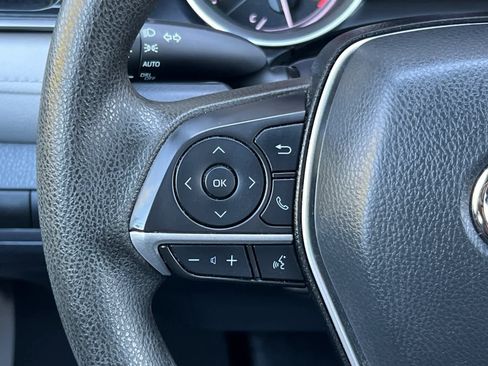 Certified 2021 Toyota Camry LE FWD image 24