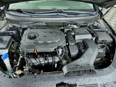 Used 2019 Hyundai Sonata SE w/ Cargo Package FWD image 29