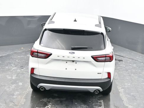 New 2026 Ford Escape SE image 40