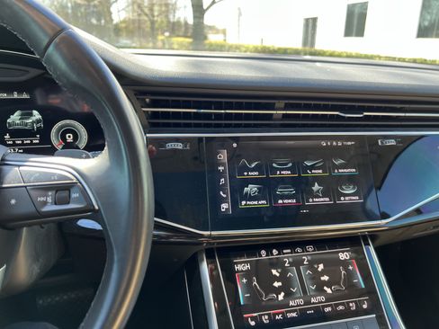 Used 2021 Audi Q7 2.0T Premium Plus w/ Executive Package image 32