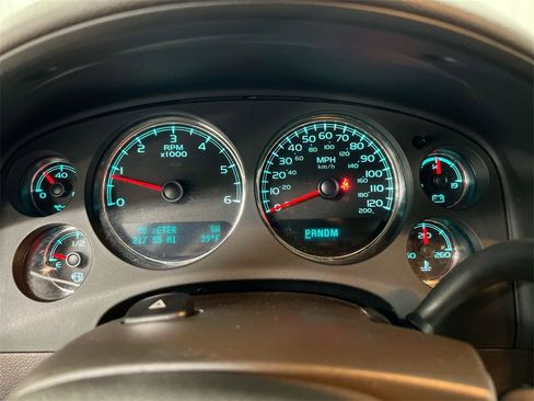 Used 2011 GMC Yukon Denali image 12