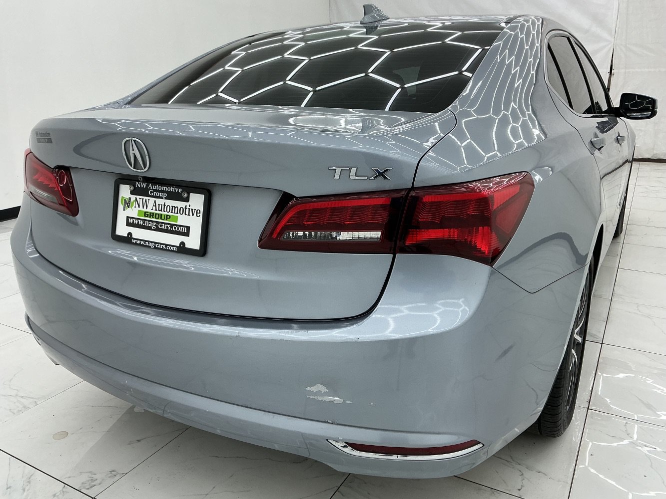 Used 2016 Acura TLX w/ Technology Package FWD image 8