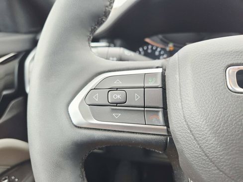 Used 2025 Jeep Compass Limited AWD/4WD image 21