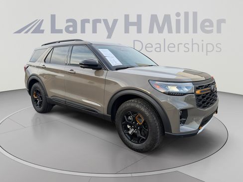 Used 2026 Ford Explorer Tremor w/ Tremor Ultimate Package AWD/4WD image 7